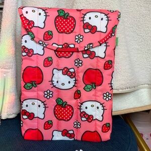 BAGGU Pink Hello Kitty Laptop Sleeve